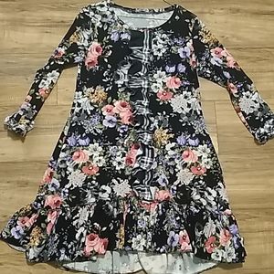 Gorgeous Floral Top 🌸